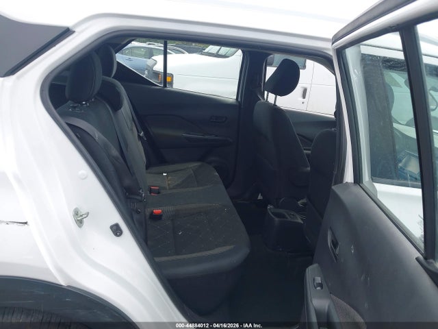 3N1CP5CU5JL537409 Nissan KICKS S