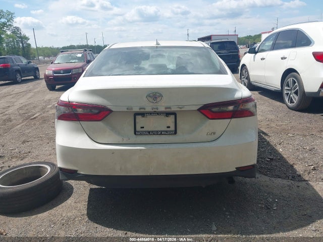 Aukcja sprzedaży 2021 Toyota Camry Le, vin: 4T1C11AK2MU587845, numer aukcji: 44884018