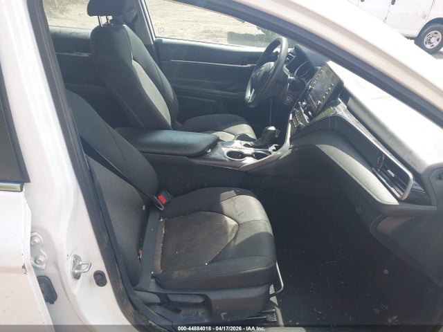 Aukcja sprzedaży 2021 Toyota Camry Le, vin: 4T1C11AK2MU587845, numer aukcji: 44884018
