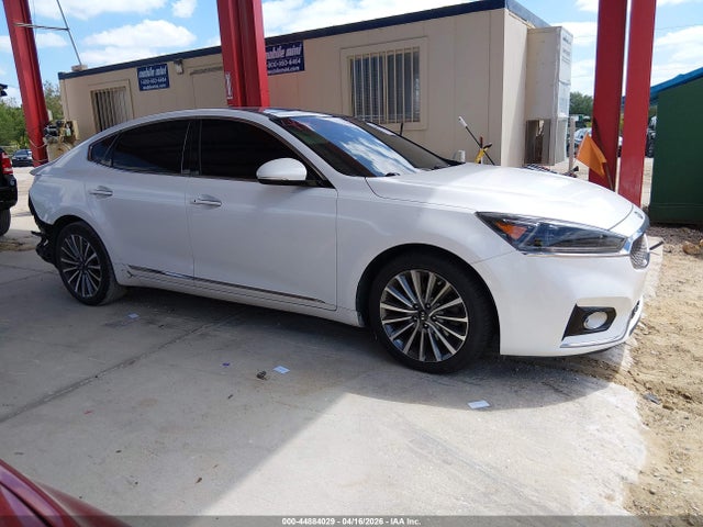 44884029 :رقم المزاد ، KNALC4J16H5086302 vin ، 2017 Kia Cadenza Premium مزاد بيع