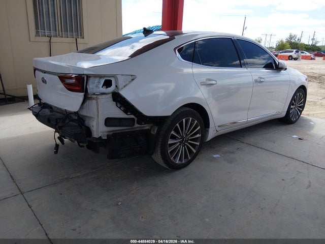 44884029 :رقم المزاد ، KNALC4J16H5086302 vin ، 2017 Kia Cadenza Premium مزاد بيع