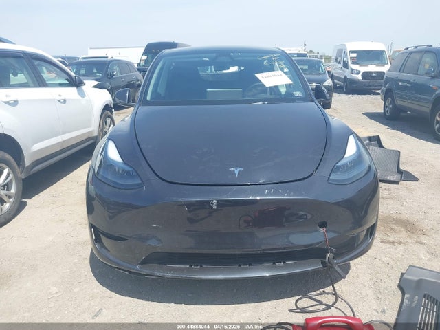 2024 Tesla Model Y Long Range Single Motor Rear-wheel Drive/rwd მანქანა იყიდება აუქციონზე, vin: 7SAYGDED5RF002491, აუქციონის ნომერი: 44884044