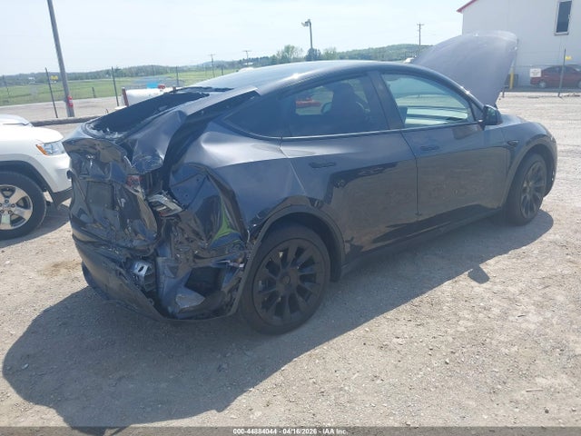 2024 Tesla Model Y Long Range Single Motor Rear-wheel Drive/rwd მანქანა იყიდება აუქციონზე, vin: 7SAYGDED5RF002491, აუქციონის ნომერი: 44884044