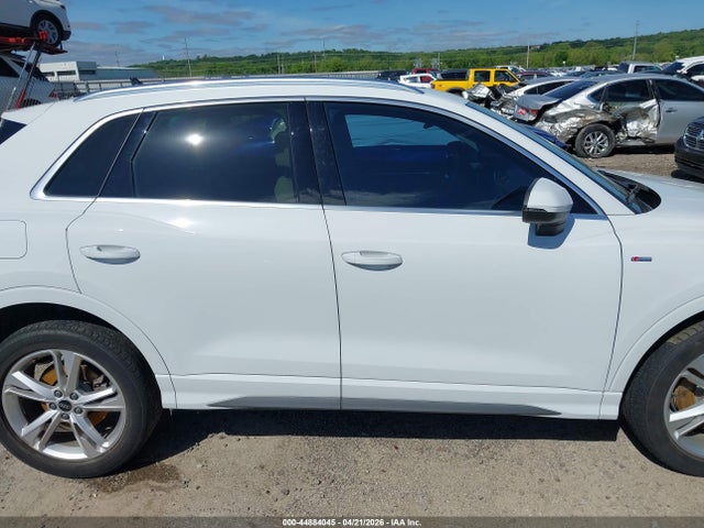 Продаж на аукціоні авто 2023 Audi Q3 Premium Plus 45 Tfsi S Line Quattro Tiptronic, vin: WA1EECF3XP1089701, номер лоту: 44884045