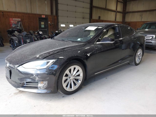 Продаж на аукціоні авто 2017 Tesla Model S 100d/60d/75d/90d/p100d, vin: 5YJSA1E22HF178785, номер лоту: 44884089