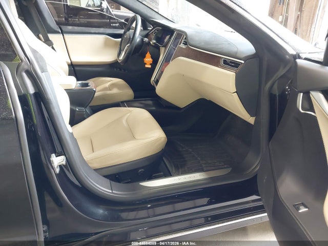 Продаж на аукціоні авто 2017 Tesla Model S 100d/60d/75d/90d/p100d, vin: 5YJSA1E22HF178785, номер лоту: 44884089