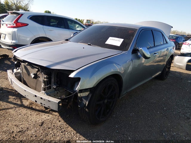 Продаж на аукціоні авто 2015 Chrysler 300c, vin: 2C3CCAEG0FH903760, номер лоту: 44884116