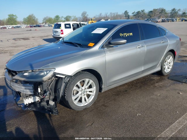 44884144 :رقم المزاد ، 1C3CCCAB7FN718571 vin ، 2015 Chrysler 200 Limited مزاد بيع