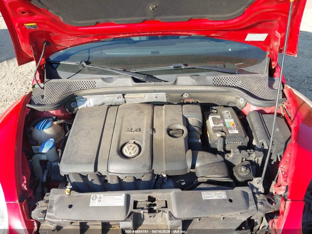 2014 Volkswagen Beetle 2.5l მანქანა იყიდება აუქციონზე, vin: 3VWJP7AT2EM608671, აუქციონის ნომერი: 44884161