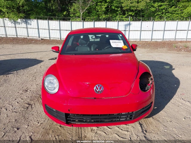 2014 Volkswagen Beetle 2.5l მანქანა იყიდება აუქციონზე, vin: 3VWJP7AT2EM608671, აუქციონის ნომერი: 44884161