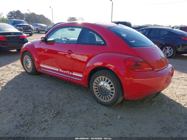 2014 Volkswagen Beetle 2.5l მანქანა იყიდება აუქციონზე, vin: 3VWJP7AT2EM608671, აუქციონის ნომერი: 44884161