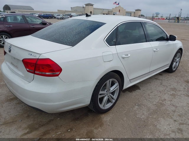 Aukcja sprzedaży 2013 Volkswagen Passat 2.0l Tdi Sel Premium, vin: 1VWCN7A33DC146197, numer aukcji: 44884227