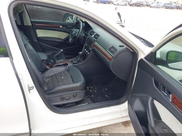 Aukcja sprzedaży 2013 Volkswagen Passat 2.0l Tdi Sel Premium, vin: 1VWCN7A33DC146197, numer aukcji: 44884227