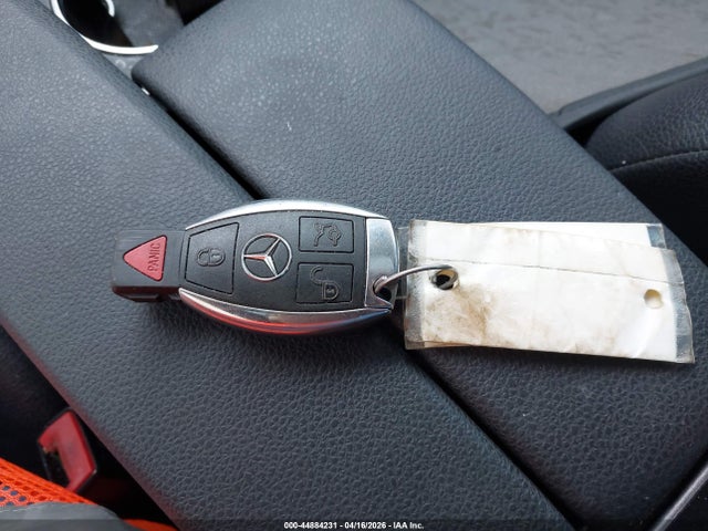 2013 MERCEDES-BENZ C 250 WDDGF4HB0DA851005 Photo 10