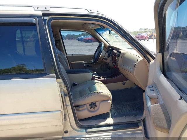 2002 Ford Explorer Sport Trac მანქანა იყიდება აუქციონზე, vin: 1FMZU67E72UC05855, აუქციონის ნომერი: 44884233