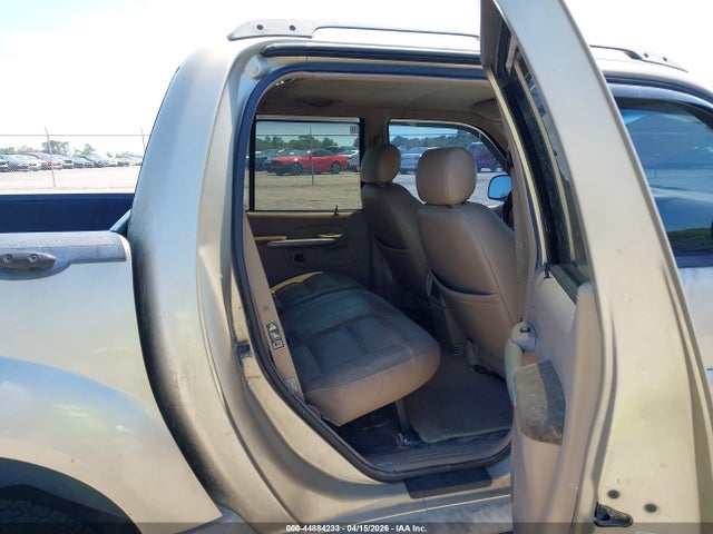 2002 Ford Explorer Sport Trac მანქანა იყიდება აუქციონზე, vin: 1FMZU67E72UC05855, აუქციონის ნომერი: 44884233