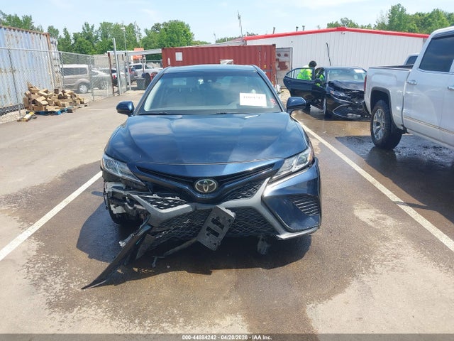 Продаж на аукціоні авто 2020 Toyota Camry Se, vin: 4T1G11AK9LU947418, номер лоту: 44884242