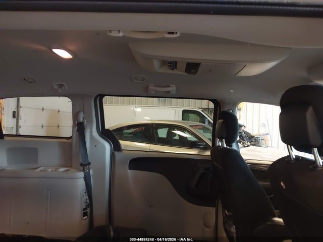 Продаж на аукціоні авто 2016 Dodge Grand Caravan Sxt, vin: 2C4RDGCG1GR248741, номер лоту: 44884248