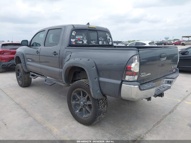 Toyota Tacoma Base V6 2015 5TFLU4EN7FX140303 Image 3