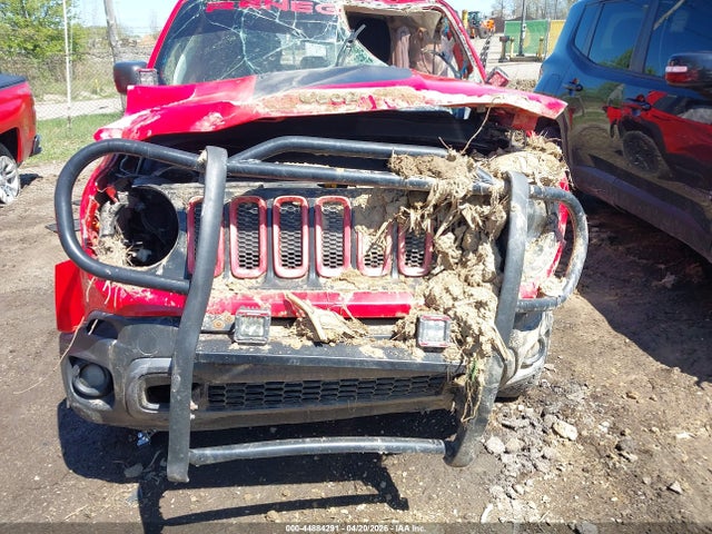 2018 Jeep Renegade Trailhawk 4x4 მანქანა იყიდება აუქციონზე, vin: ZACCJBCB6JPH02872, აუქციონის ნომერი: 44884291