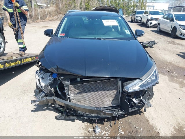 Продажа на аукционе авто 2020 Hyundai Elantra Limited, vin: 5NPD84LF7LH597253, номер лота: 44884310
