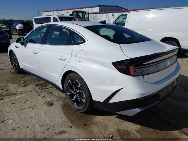 2025 HYUNDAI SONATA KMHL64JA8SA457173 Photo 2