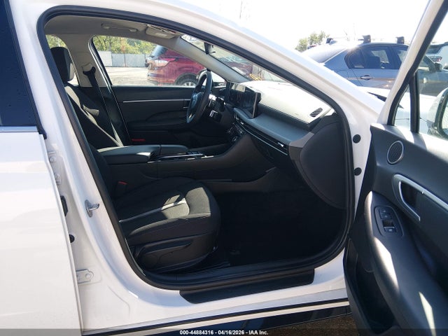 2025 HYUNDAI SONATA KMHL64JA8SA457173 Photo 4