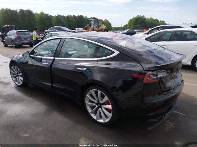 Продаж на аукціоні авто 2018 Tesla Model 3 Long Range/performance, vin: 5YJ3E1EB7JF082309, номер лоту: 44884322