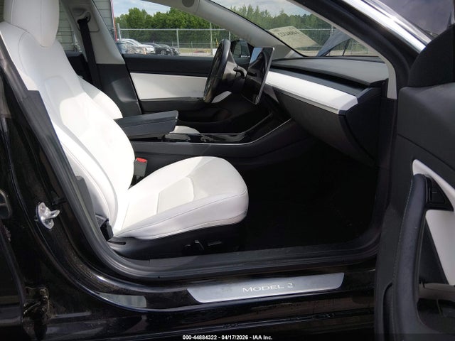 Продаж на аукціоні авто 2018 Tesla Model 3 Long Range/performance, vin: 5YJ3E1EB7JF082309, номер лоту: 44884322
