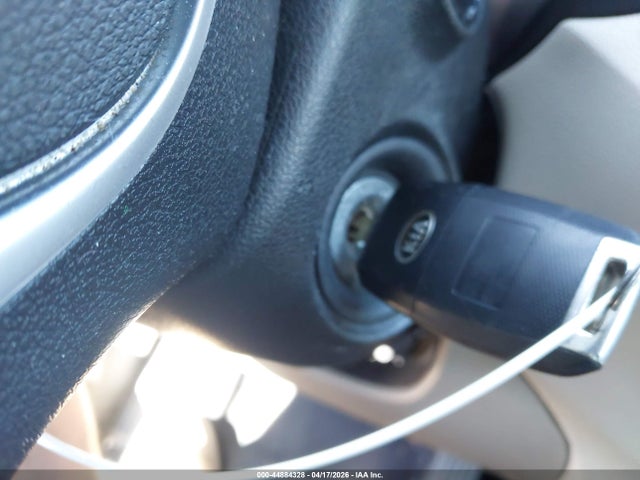 44884328 :رقم المزاد ، 5XYPGDA37KG469092 vin ، 2019 Kia Sorento 2.4l Lx مزاد بيع