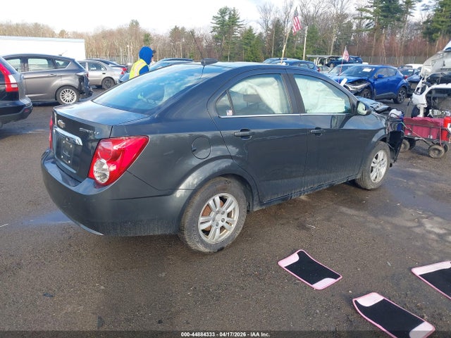 1G1JC5SGXG4173572 Chevrolet Sonic Lt Auto