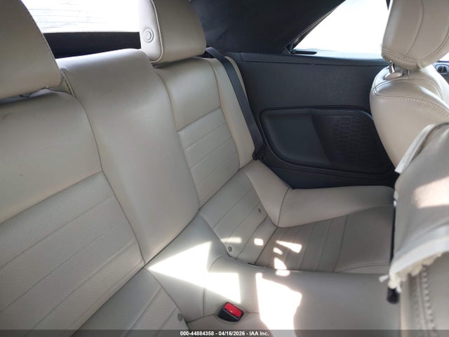 Продаж на аукціоні авто 2014 Ford Mustang V6 Premium, vin: 1ZVBP8EM3E5208251, номер лоту: 44884358