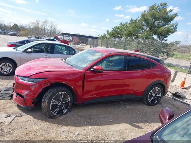 3FMTK1SS0NMA17795 Ford Mustang Mach-e Select
