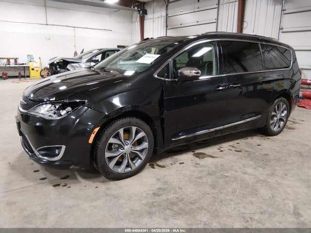 Продаж на аукціоні авто 2017 Chrysler Pacifica Limited, vin: 2C4RC1GG3HR661062, номер лоту: 44884361