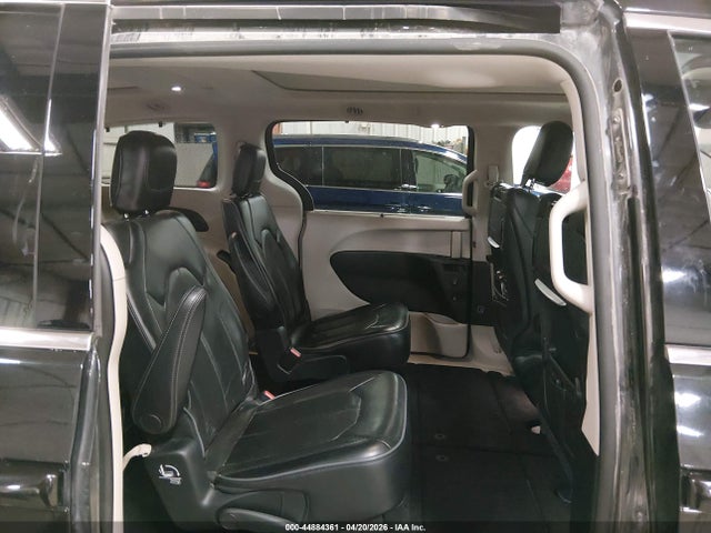 Продаж на аукціоні авто 2017 Chrysler Pacifica Limited, vin: 2C4RC1GG3HR661062, номер лоту: 44884361