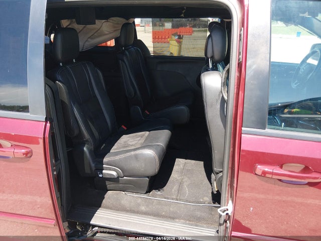 44884378 :رقم المزاد ، 2C4RDGCG3HR662153 vin ، 2017 Dodge Grand Caravan Sxt مزاد بيع