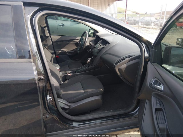 Aukcja sprzedaży 2015 Ford Focus Se, vin: 1FADP3F24FL383218, numer aukcji: 44884404