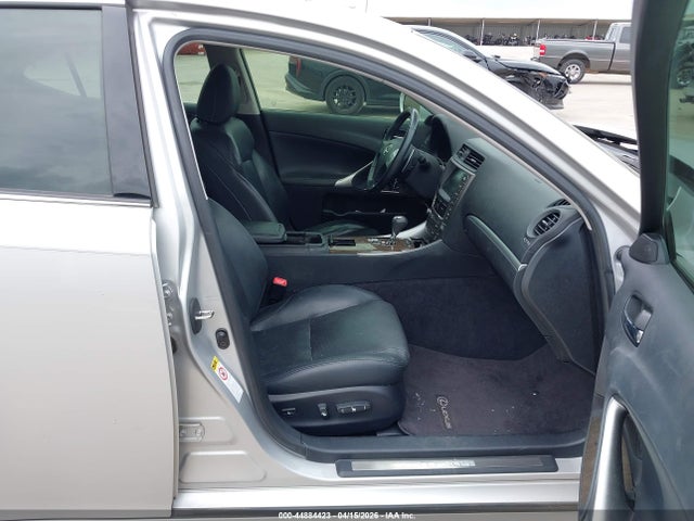 2011 Lexus Is 350 მანქანა იყიდება აუქციონზე, vin: JTHBE5C28B5026645, აუქციონის ნომერი: 44884423