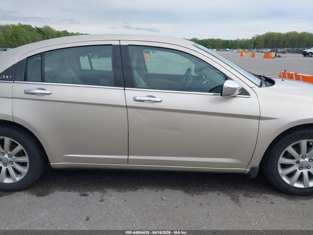 Продажа на аукционе авто 2013 Chrysler 200 Limited, vin: 1C3CCBCGXDN667244, номер лота: 44884425