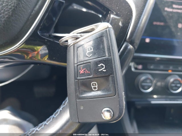 WVWPR7AU5KW914016 Volkswagen E-golf Sel Premium