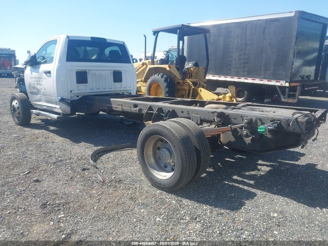 2022 Ram 5500 Chassis Tradesman/slt მანქანა იყიდება აუქციონზე, vin: 3C7WRMCL8NG151042, აუქციონის ნომერი: 44884467