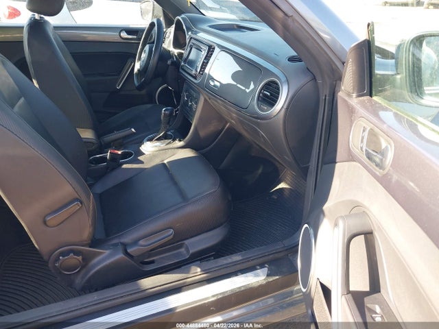 Продаж на аукціоні авто 2012 Volkswagen Beetle 2.5l, vin: 3VWJX7AT7CM629805, номер лоту: 44884480