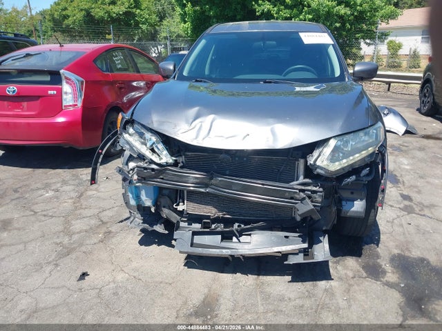 2016 Nissan Rogue S/sl/sv მანქანა იყიდება აუქციონზე, vin: 5N1AT2MV2GC760982, აუქციონის ნომერი: 44884483