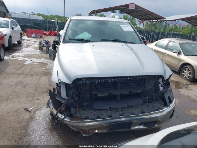 44884506 :رقم المزاد ، 1C6RR7NT6JS208471 vin ، 2018 Ram 1500 Laramie  4x4 5'7 Box مزاد بيع