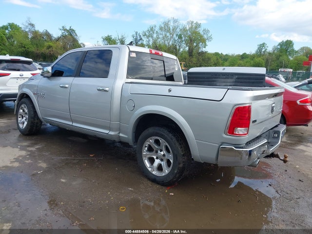 44884506 :رقم المزاد ، 1C6RR7NT6JS208471 vin ، 2018 Ram 1500 Laramie  4x4 5'7 Box مزاد بيع