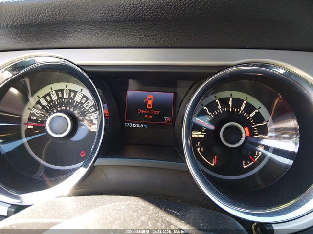 2013 Ford Mustang V6 Premium მანქანა იყიდება აუქციონზე, vin: 1ZVBP8AM3D5259947, აუქციონის ნომერი: 44884518
