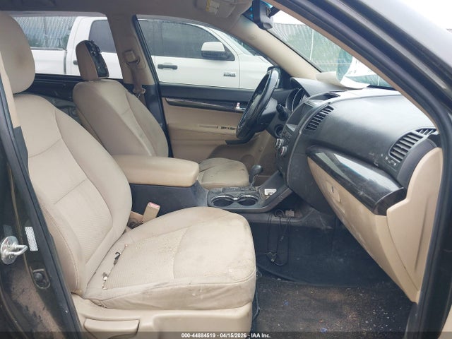2011 Kia Sorento Lx მანქანა იყიდება აუქციონზე, vin: 5XYKT4A17BG111172, აუქციონის ნომერი: 44884519