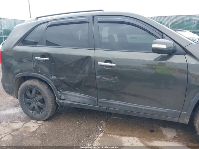 2011 Kia Sorento Lx მანქანა იყიდება აუქციონზე, vin: 5XYKT4A17BG111172, აუქციონის ნომერი: 44884519