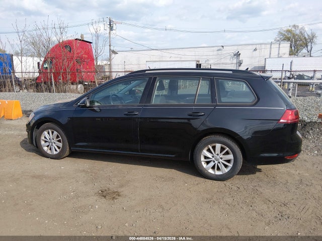 Продажа на аукционе авто 2016 Volkswagen Golf Sportwagen Tsi S 4-door, vin: 3VWA17AU8GM508832, номер лота: 44884526