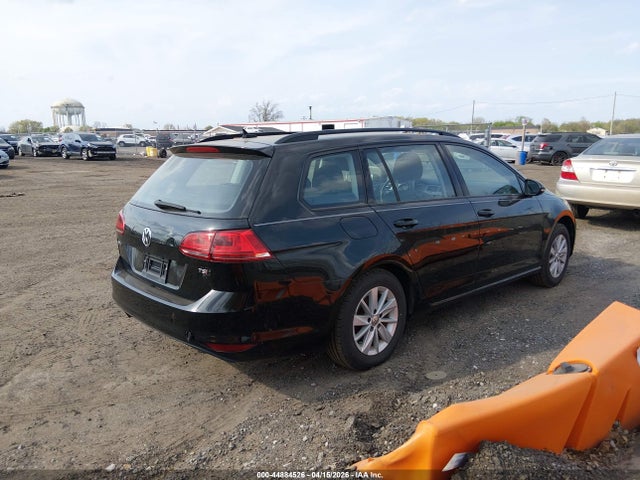 Продажа на аукционе авто 2016 Volkswagen Golf Sportwagen Tsi S 4-door, vin: 3VWA17AU8GM508832, номер лота: 44884526
